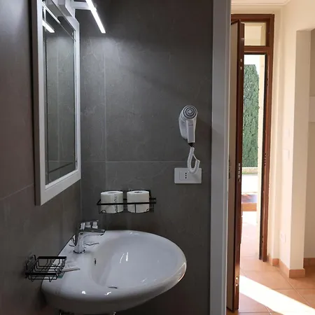 Tenuta Santa Lucia Hotel 3*
