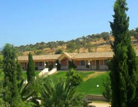 Tenuta Santa Lucia 3*